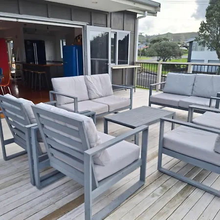 The Beach Bach Waihi Exterior photo