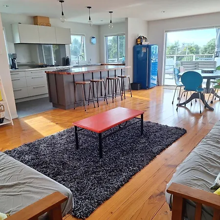 The Beach Bach Waihi Exterior photo